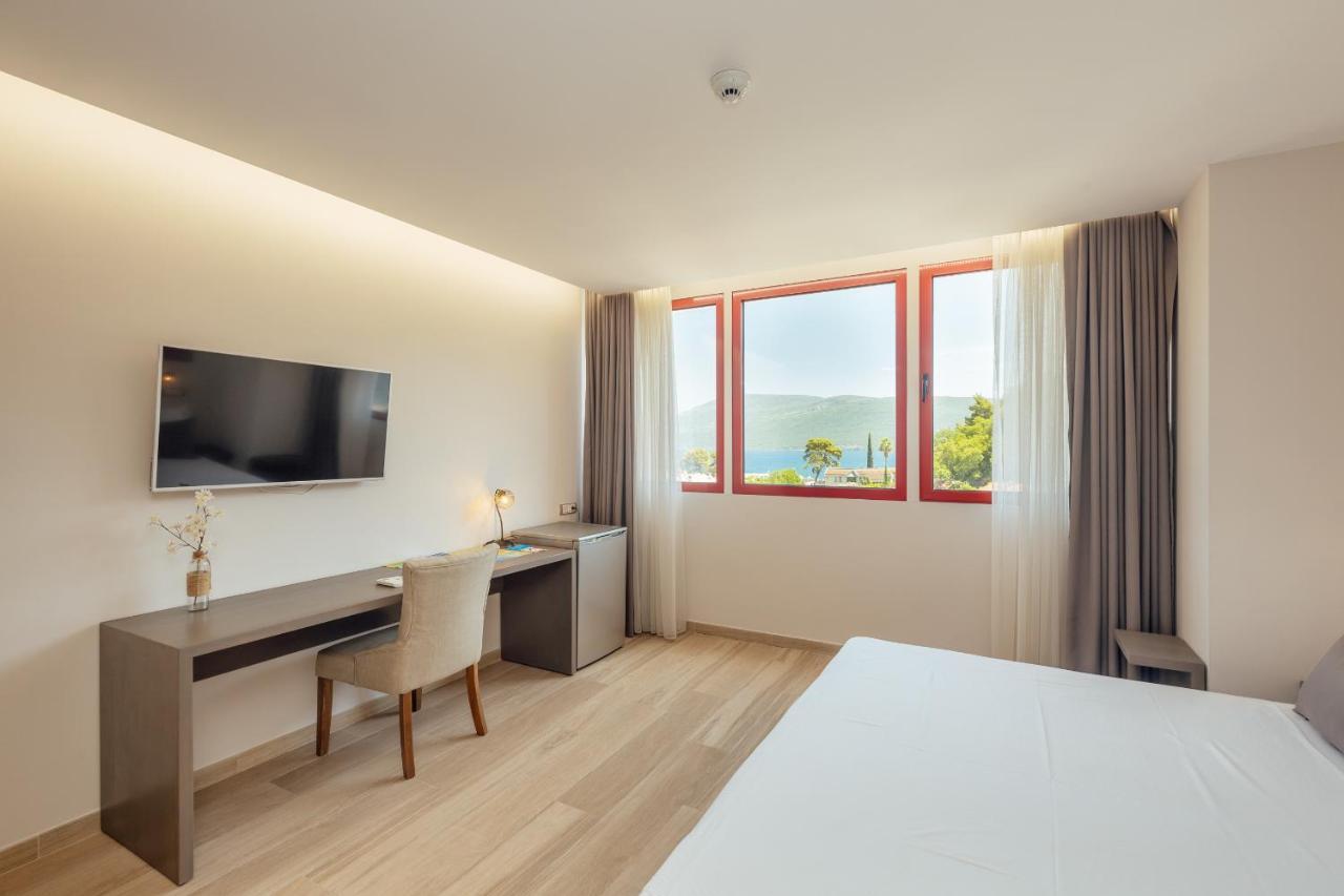 Centar Novi Otel Herceg Novi Dış mekan fotoğraf