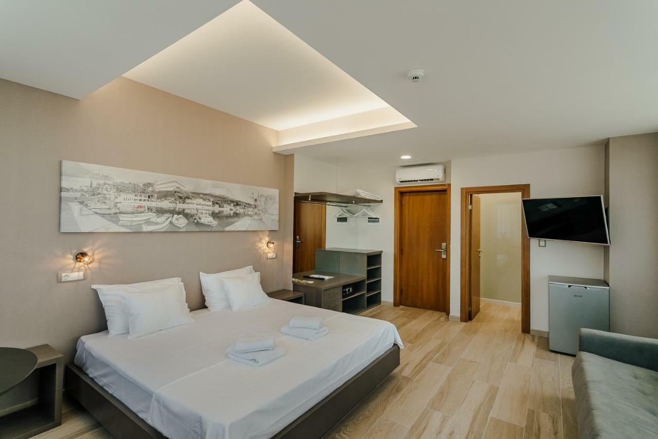 Centar Novi Otel Herceg Novi Dış mekan fotoğraf